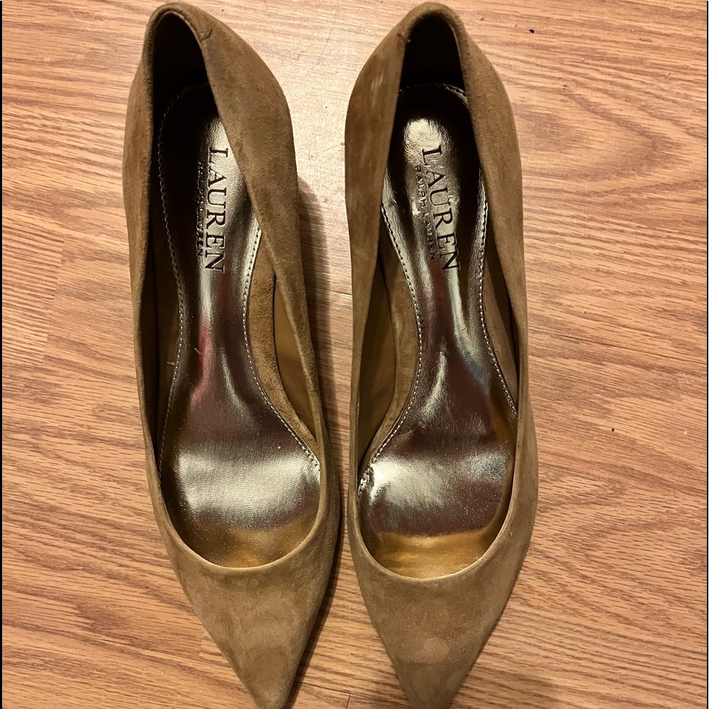 Women’s Suede Ralph Lauren heels NWOB